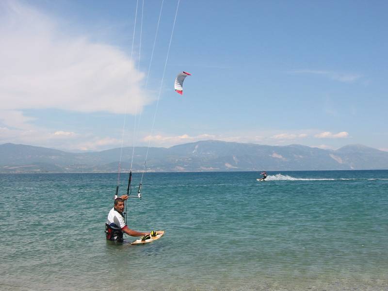 IMG_4553 sebK au take off ... Yannick dans la zone de flat ... c'est le jour 3 et c'est la 3eme nav' ... gavage